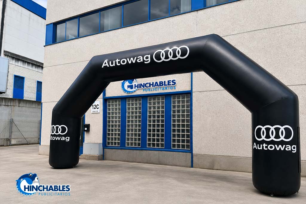 Arco Hinchable Personalizado para Autowag en Eventos y Promociones