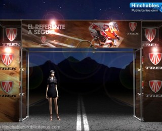 Vista frontal arco Iluminado